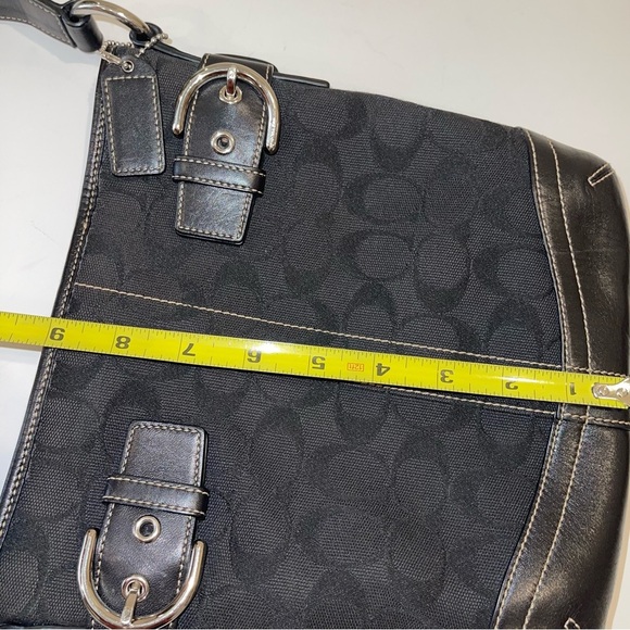 COACH BLACK SIGNATURE CANVAS & LEATHER SLIM DUFFLE SHOULDER BAG VINTAGE - Picture 16 of 17